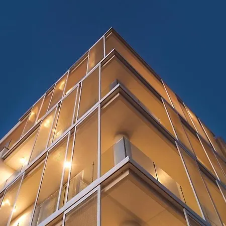 아파트 Emerald 401 3 Bedroom Duplex 파포스